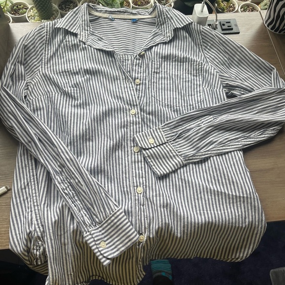 Blue & white button up - Picture 1 of 2